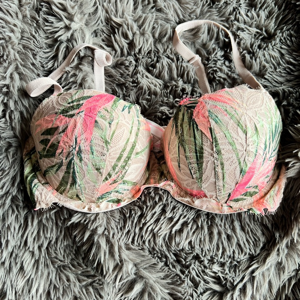 Victorias Secret push up PINK